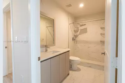 2535 NE 193rd St #3104, Miami, FL 33180 - Photo 17
