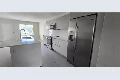 2535 NE 193rd St #3104, Miami, FL 33180 - Photo 9