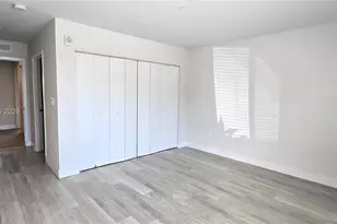 2535 NE 193rd St, Miami, FL 33180 - Photo 27