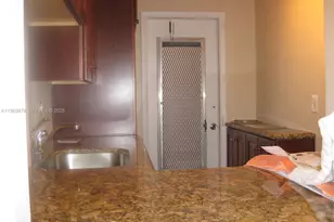 3181 S Ocean Dr, Hallandale Beach, FL 33009 - Photo 5