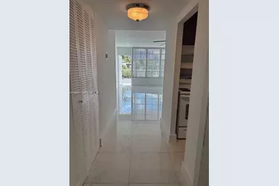 3181 S Ocean Dr #304, Hallandale Beach, FL 33009 - Photo 9