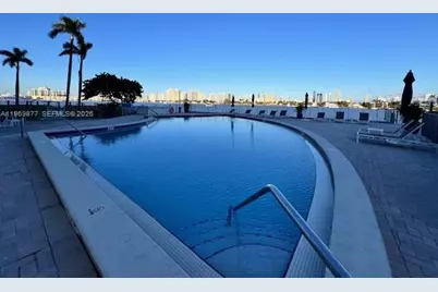 16570 NE 26th Ave #5J, North Miami Beach, FL 33160 - Photo 11