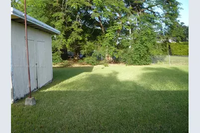 18451 SW 90th Ave, Cutler Bay, FL 33157 - Photo 5