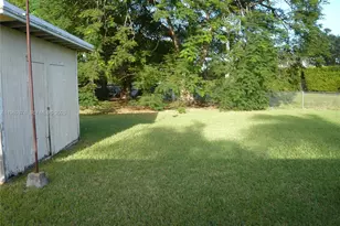 18451 SW 90th Ave, Cutler Bay, FL 33157 - Photo 5