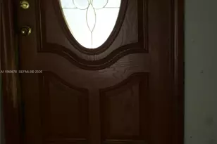 18451 SW 90th Ave, Cutler Bay, FL 33157 - Photo 9