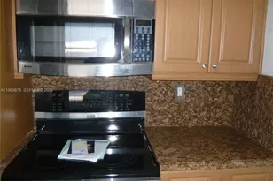 18451 SW 90th Ave, Cutler Bay, FL 33157 - Photo 7