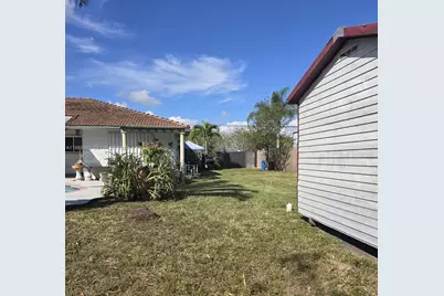 15641 SW 147th Ave, Miami, FL 33187 - Photo 7