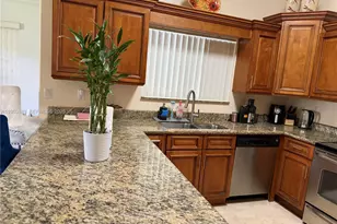 15641 SW 147th Ave, Miami, FL 33187 - Photo 9