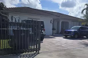 15641 SW 147th Ave, Miami, FL 33187 - Photo 3