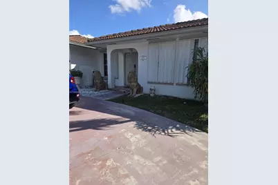 15641 SW 147th Ave, Miami, FL 33187 - Photo 3