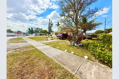 17100 NW 45th Ct, Miami Gardens, FL 33055 - Photo 3