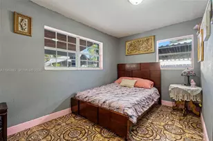 330 NW 13th St, Homestead, FL 33030 - Photo 13