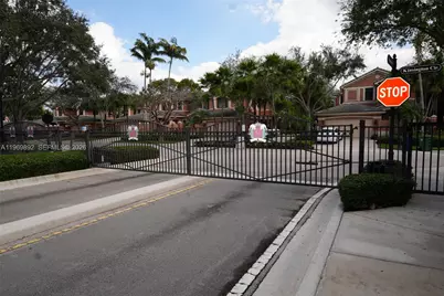 2706 Kinsington Cir #23-2, Weston, FL 33332 - Photo 31