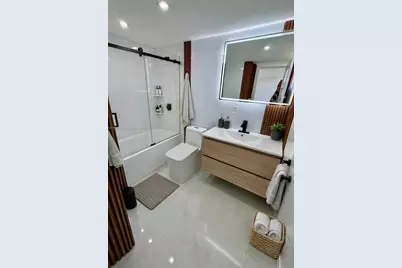 17021 N Bay Rd #814, Sunny Isles Beach, FL 33160 - Photo 9