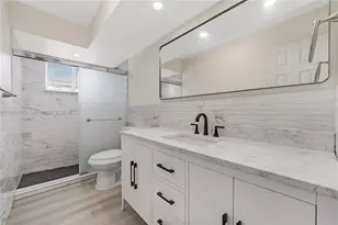 215 Entrada Dr, Hollywood, FL 33021 - Photo 7