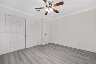 215 Entrada Dr, Hollywood, FL 33021 - Photo 27