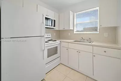 575 NE 82nd St #14, Miami, FL 33138 - Photo 11