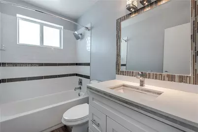 326 SE 3rd Ter, Dania Beach, FL 33004 - Photo 17