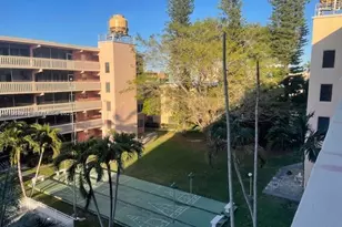 180 NE 12th Ave, Hallandale Beach, FL 33009 - Photo 21