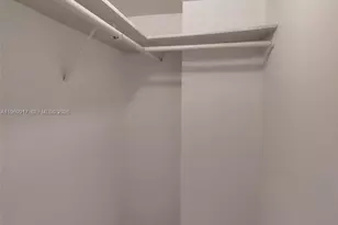 20400 W Country Club Dr, Aventura, FL 33180 - Photo 35