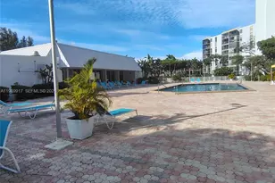 20400 W Country Club Dr, Aventura, FL 33180 - Photo 49