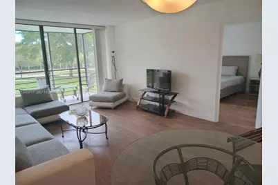 20400 W Country Club Dr #209, Aventura, FL 33180 - Photo 3