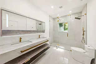 1101 S Shore Dr, Miami Beach, FL 33141 - Photo 21