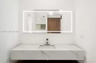 1101 S Shore Dr, Miami Beach, FL 33141 - Photo 35