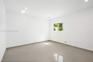 1101 S Shore Dr, Miami Beach, FL 33141 - Photo 25