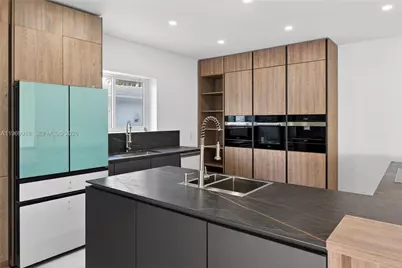 1101 S Shore Dr #0, Miami Beach, FL 33141 - Photo 13