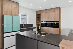 1101 S Shore Dr, Miami Beach, FL 33141 - Photo 13