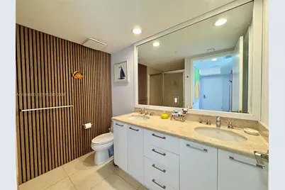 50 Biscayne Blvd #4710, Miami, FL 33132 - Photo 17