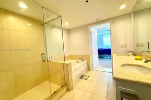 50 Biscayne Blvd, Miami, FL 33132 - Photo 13