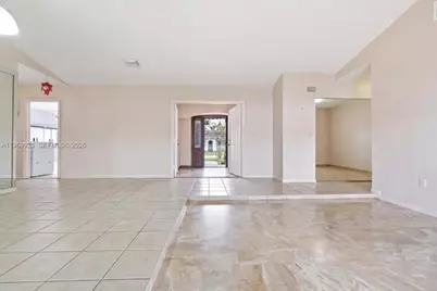 15431 SW 171st St, Miami, FL 33187 - Photo 5