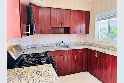 1035 94th St #4, Bay Harbor Islands, FL 33154 - Photo 3