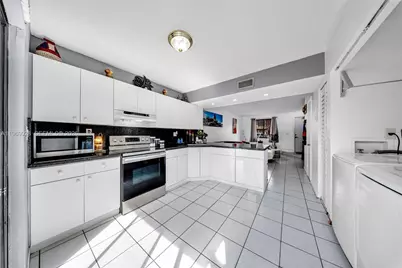 1923 SW 107th Ave #103, Miami, FL 33165 - Photo 13