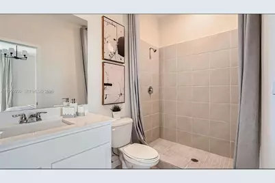 1114 SW 9th Ave #0, Florida City, FL 33034 - Photo 9