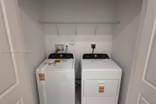 1114 SW 9th Ave, Florida City, FL 33034 - Photo 23