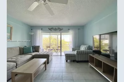 608 NE 2nd St #434, Dania Beach, FL 33004 - Photo 3