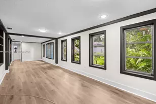 2234 Phillippi St, Sarasota, FL 34231 - Photo 3