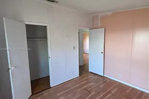 19800 SW 180th Ave, Miami, FL 33187 - Photo 9