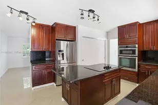 14721 SW 67th Ave, Coral Gables, FL 33158 - Photo 15