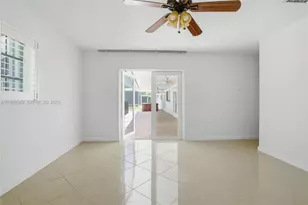 14721 SW 67th Ave, Coral Gables, FL 33158 - Photo 23