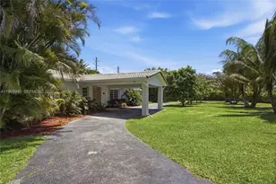 14721 SW 67th Ave, Coral Gables, FL 33158 - Photo 3