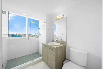 400 Sunny Isles Blvd #2004, Sunny Isles Beach, FL 33160 - Photo 11