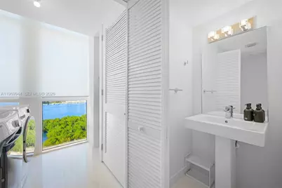 400 Sunny Isles Blvd #2004, Sunny Isles Beach, FL 33160 - Photo 9