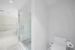 400 Sunny Isles Blvd, Sunny Isles Beach, FL 33160 - Photo 17