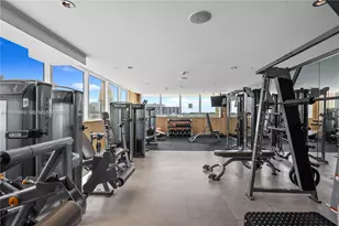 400 Sunny Isles Blvd, Sunny Isles Beach, FL 33160 - Photo 27