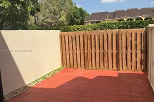 2700 S Oakland Forest Dr, Oakland Park, FL 33309 - Photo 7