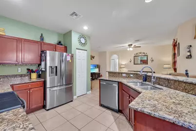 10445 SW 226th St, Cutler Bay, FL 33190 - Photo 9